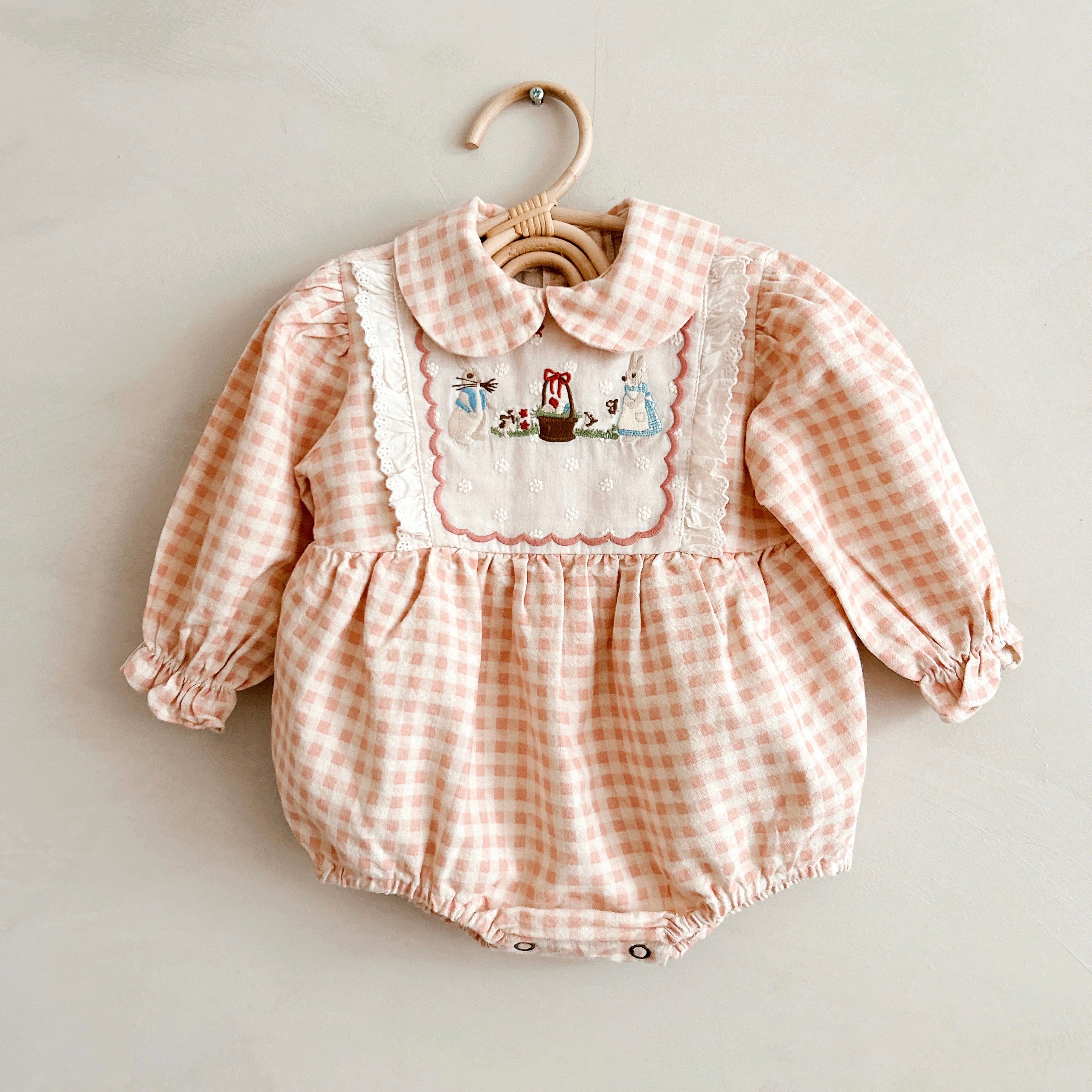 Neneru Peter Rabbit Romper (Dusty Rose)